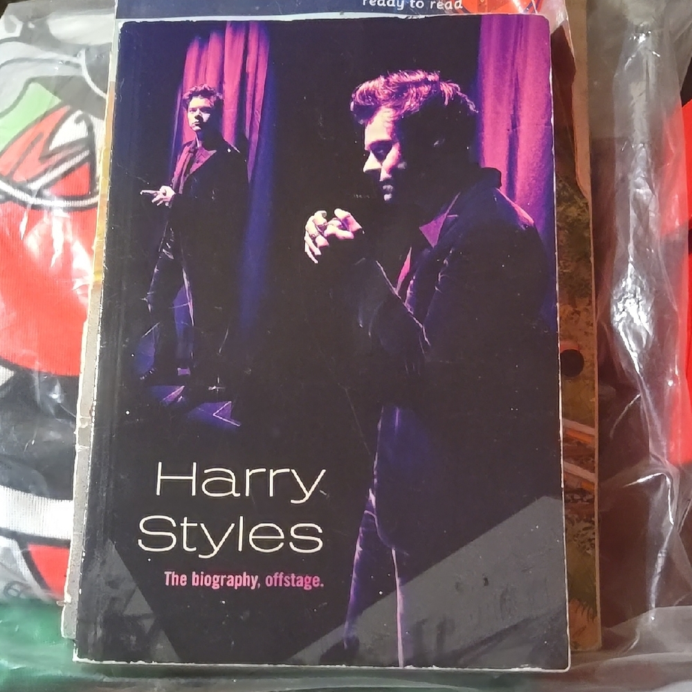 Harry Styles Biography Book